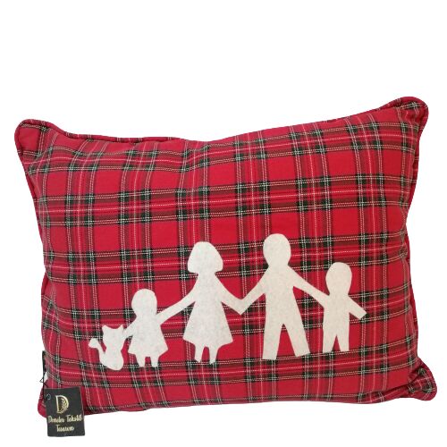 Kırmızı Ekose Aile detaylı Dekoratif Yastık