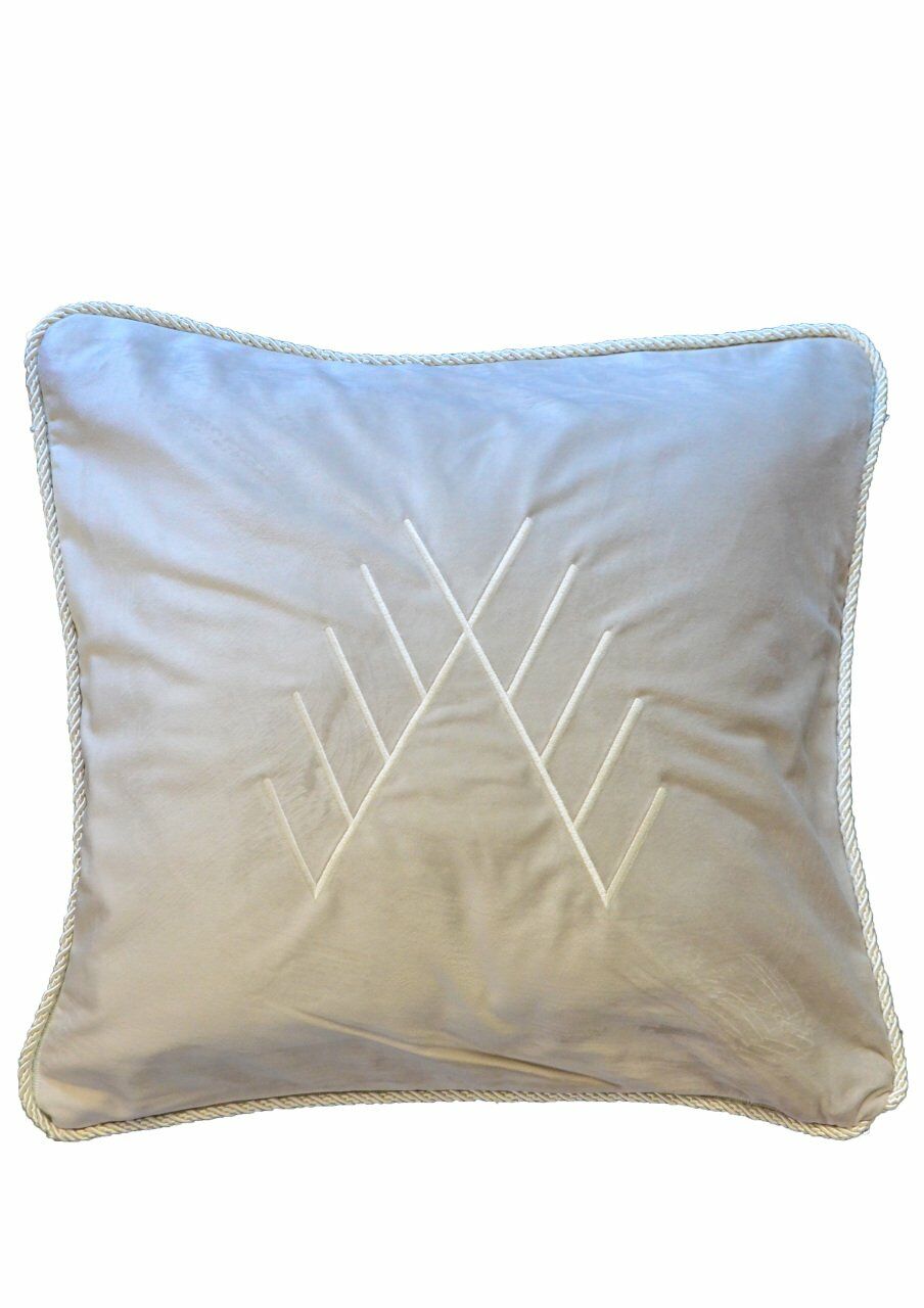 Tarak Motif Nakış Dekoratif Yastık