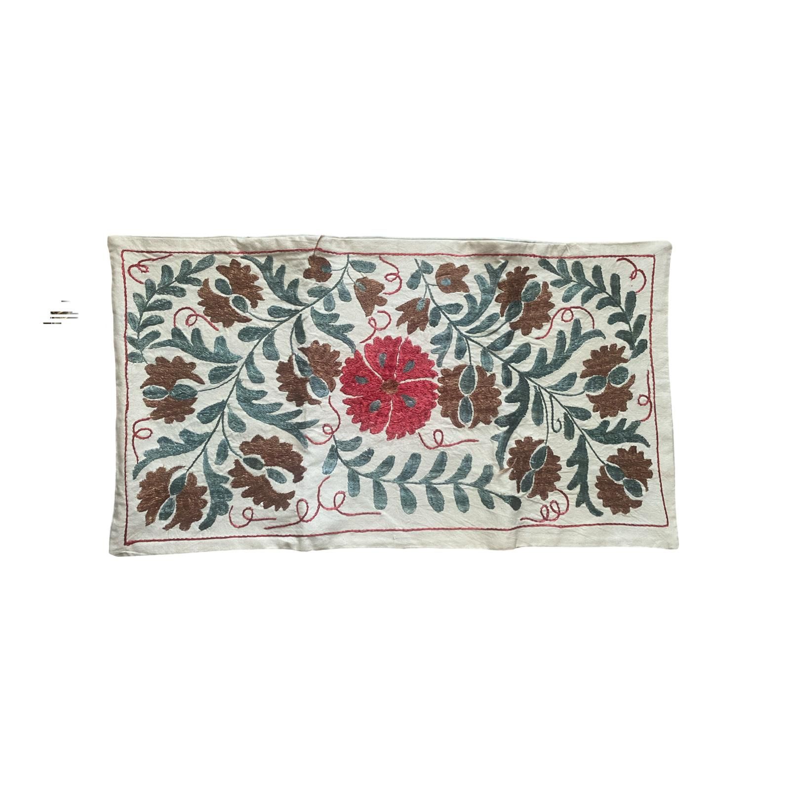 Karanfil Göbek Suzani Kırlent