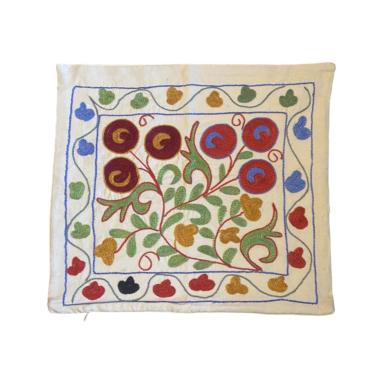 Nevruz Suzani Kırlent